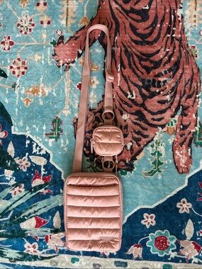 Reebok | Quilted Pink Crossbody Shoulder Bag with Pouch